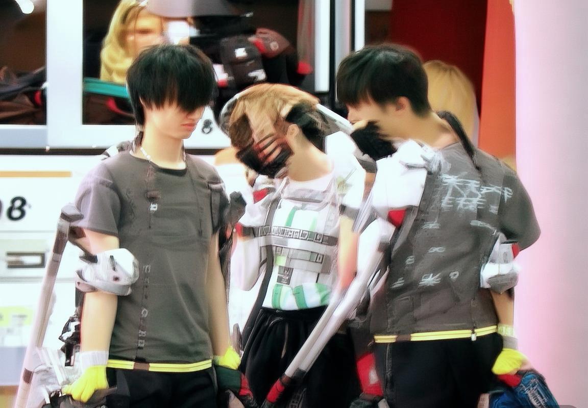 谁能阻挡T1？半决赛HLE面临严峻考验。